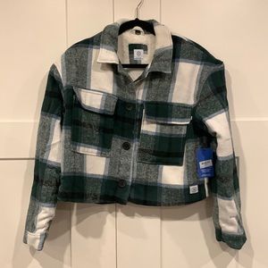 Juniors’ Hurley Plaid Flannel Sherpa-Lined Short Shacket